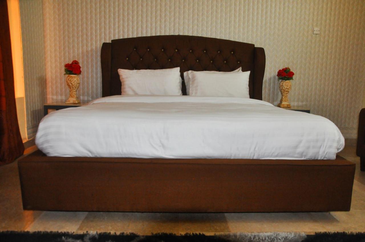 Hotel Bm Residency Islamabad Exterior foto